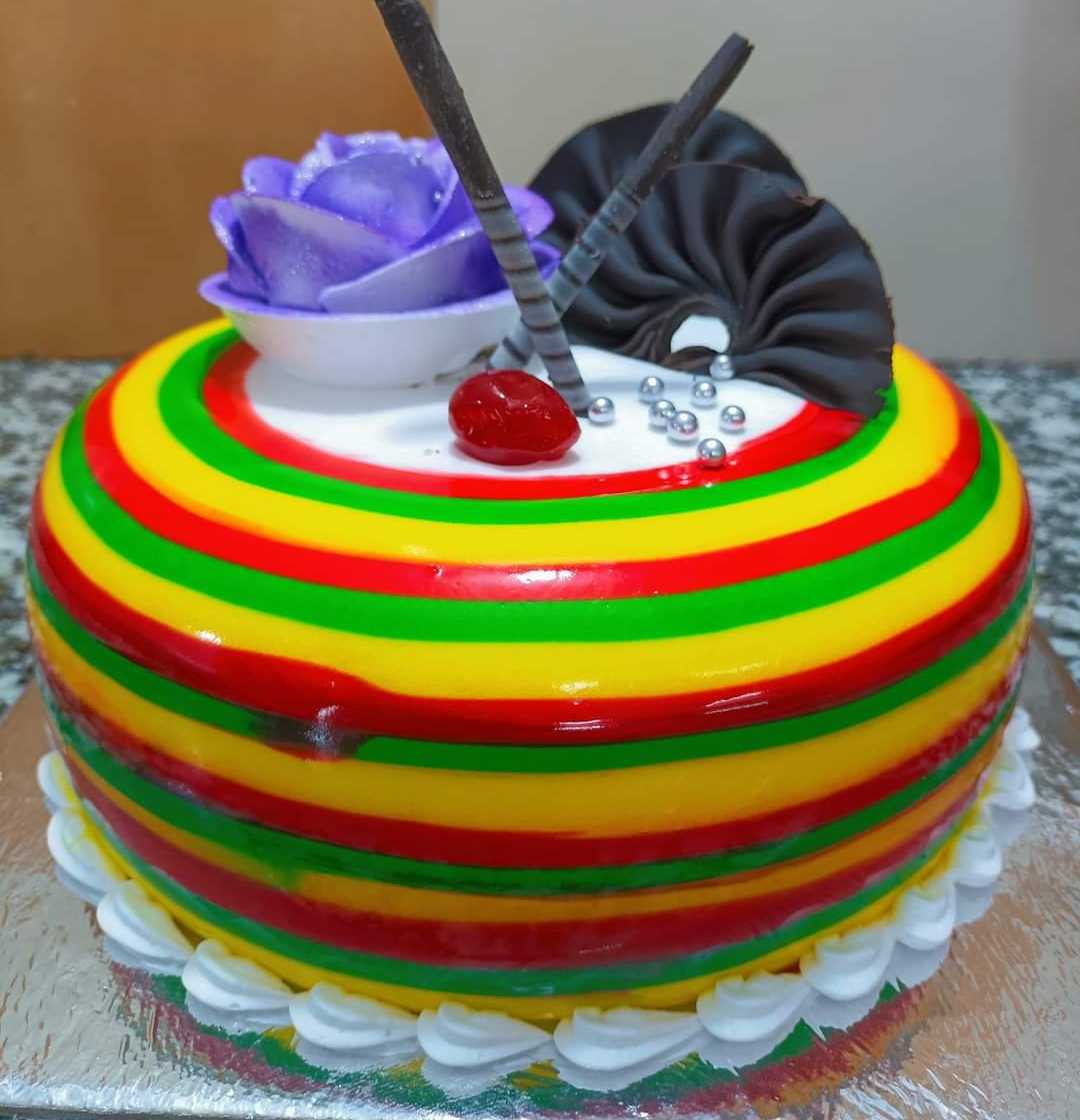 Premium RED N White Velvet Cake